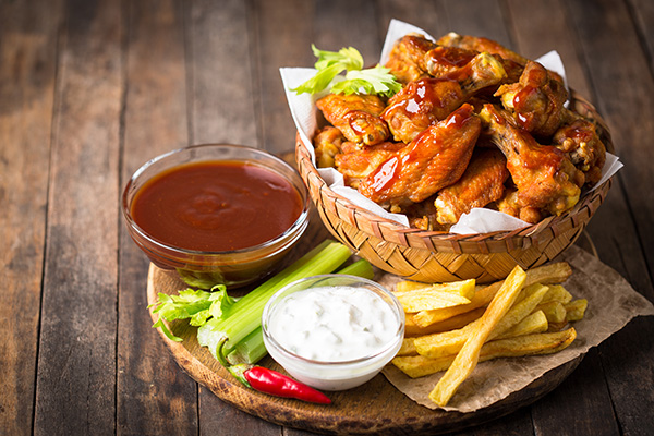  HOT WINGS- UUTUUS!